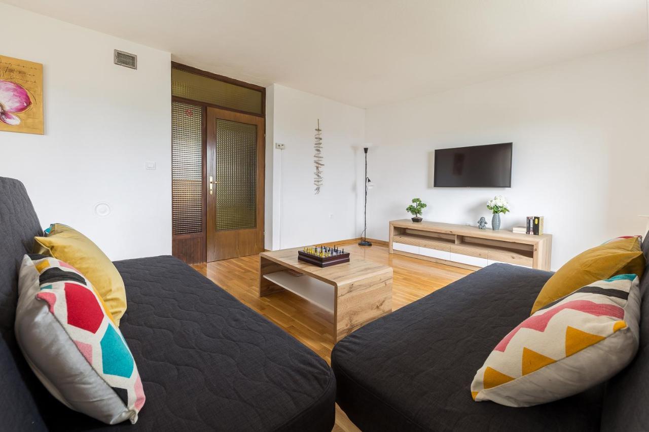 Apartment Valy - Free Bikes, Relaxing Terrace & Near 布莱德 外观 照片