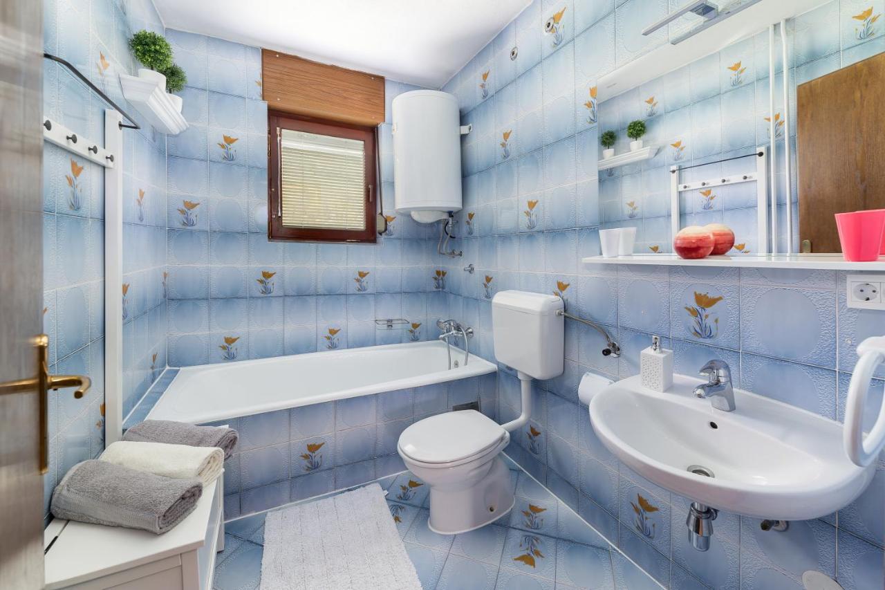 Apartment Valy - Free Bikes, Relaxing Terrace & Near 布莱德 外观 照片
