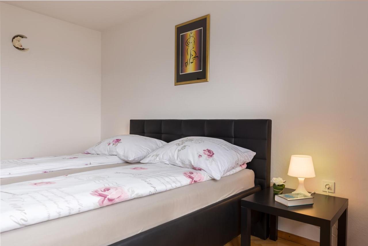 Apartment Valy - Free Bikes, Relaxing Terrace & Near 布莱德 外观 照片