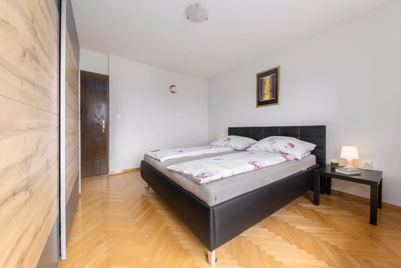 Apartment Valy - Free Bikes, Relaxing Terrace & Near 布莱德 外观 照片